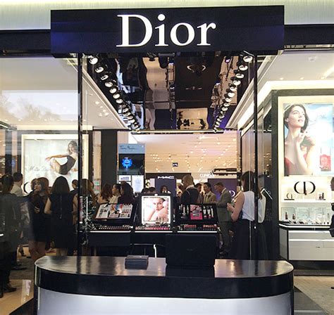 closest Dior store near me